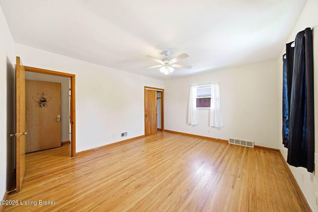 119 McArthur Dr, Louisville, KY 40207