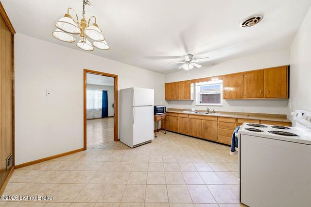 119 McArthur Dr, Louisville, KY 40207