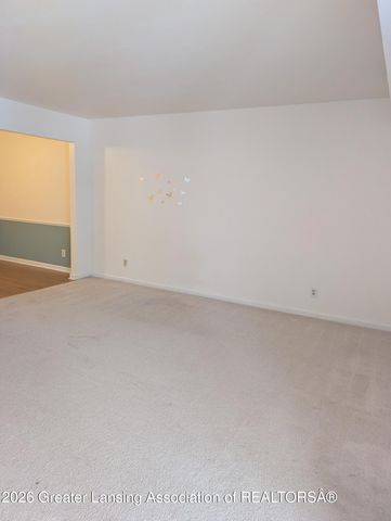 6165 Innkeepers Court 86, East Lansing, MI 48823