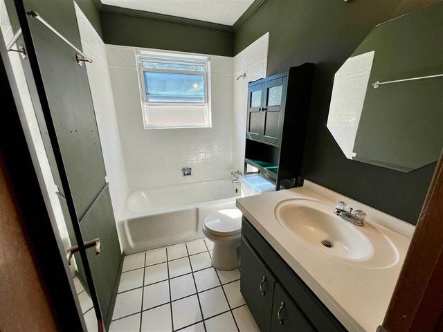 407 NW 71st St, Lawton, OK 73505