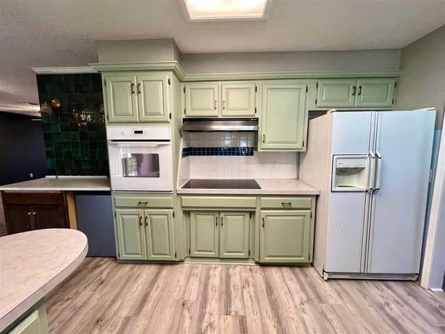 407 NW 71st St, Lawton, OK 73505