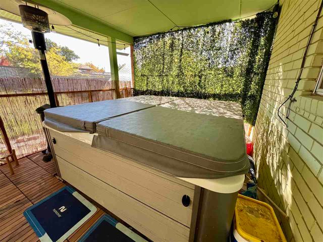 407 NW 71st St, Lawton, OK 73505