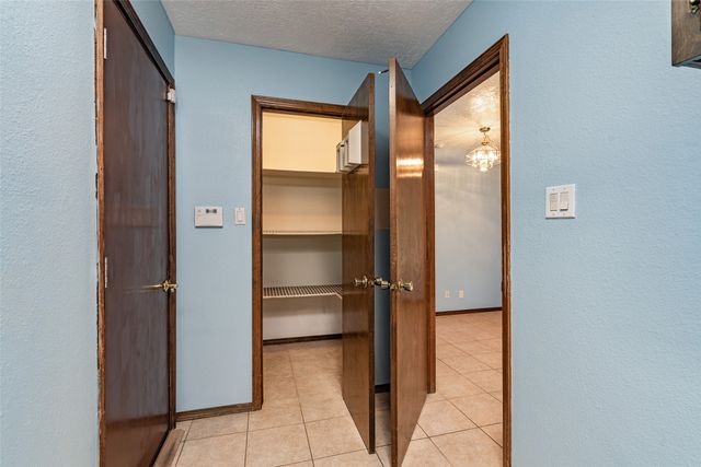 2315 Madre Drive NE, Albuquerque, NM 87112