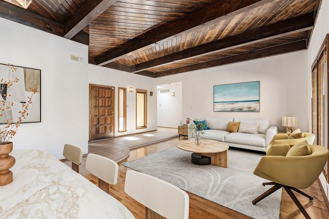 2315 Madre Drive NE, Albuquerque, NM 87112