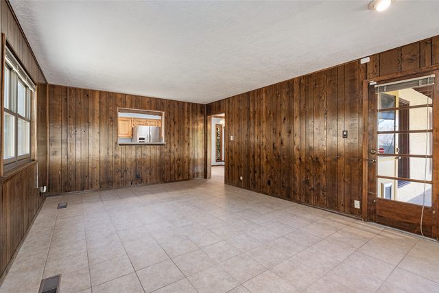 2315 Madre Drive NE, Albuquerque, NM 87112