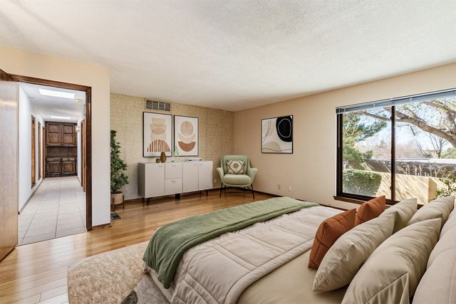 2315 Madre Drive NE, Albuquerque, NM 87112