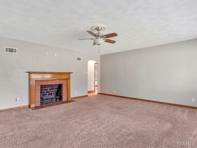 218 W Liberty Street, Columbia, IL 62236