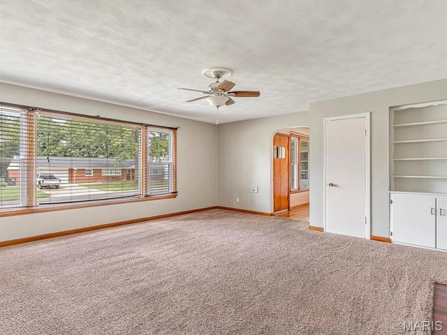 218 W Liberty Street, Columbia, IL 62236