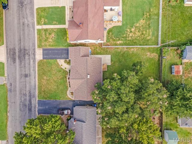 218 W Liberty Street, Columbia, IL 62236