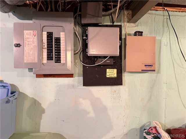 43 Marilyn Drive, West Seneca, NY 14224