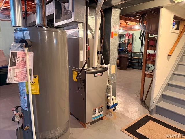 43 Marilyn Drive, West Seneca, NY 14224