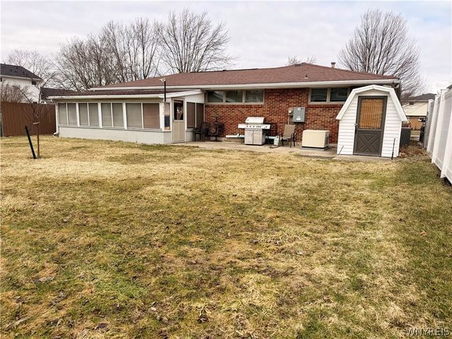 43 Marilyn Drive, West Seneca, NY 14224