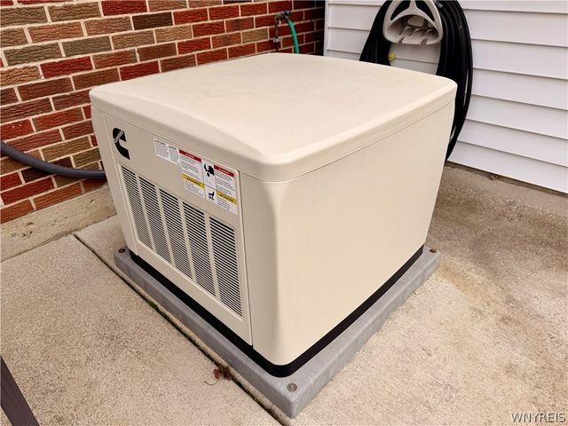 43 Marilyn Drive, West Seneca, NY 14224