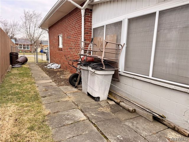 43 Marilyn Drive, West Seneca, NY 14224