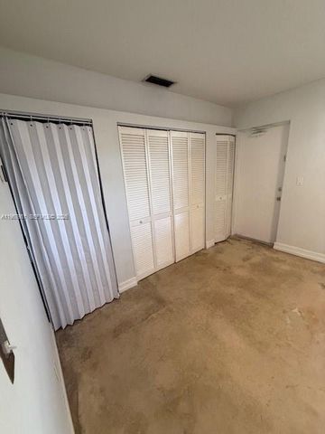 4521 NE 21st Ave 3, Fort Lauderdale, FL 33308