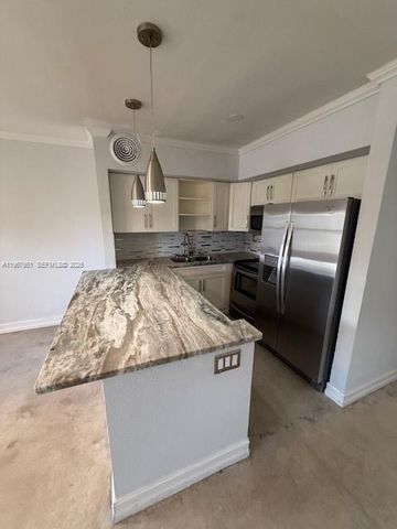 4521 NE 21st Ave 3, Fort Lauderdale, FL 33308