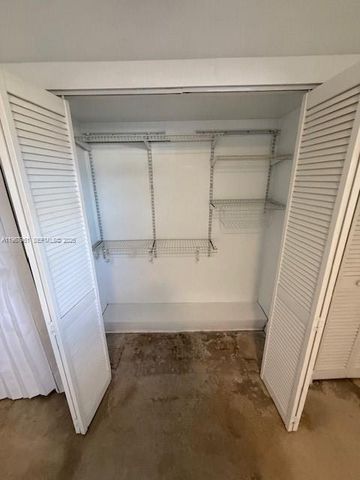 4521 NE 21st Ave 3, Fort Lauderdale, FL 33308