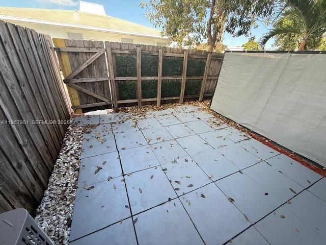 4521 NE 21st Ave 3, Fort Lauderdale, FL 33308