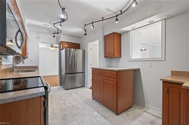 509 Timberneck CT, Hampton, VA 23663