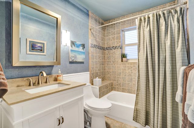 2117 NE 62nd Court, Fort Lauderdale, FL 33308