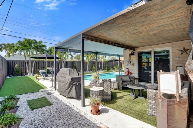 2117 NE 62nd Court, Fort Lauderdale, FL 33308