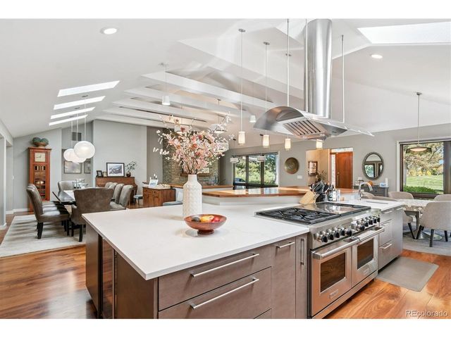 675 Reed St, Lakewood, CO 80214