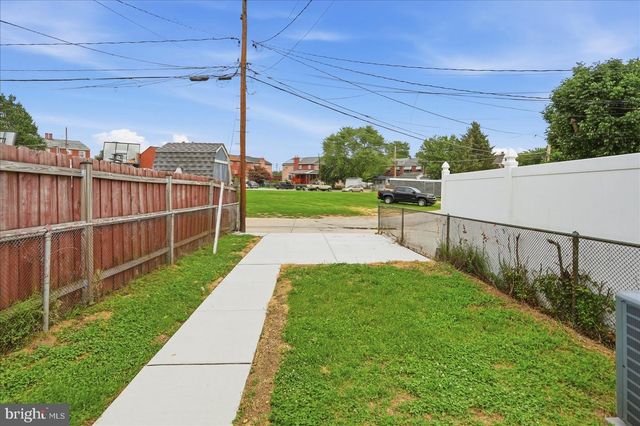 1626 GRAY HAVEN CT, Dundalk, MD 21222