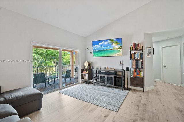 15770 SW 104th Ter 301, Miami, FL 33196