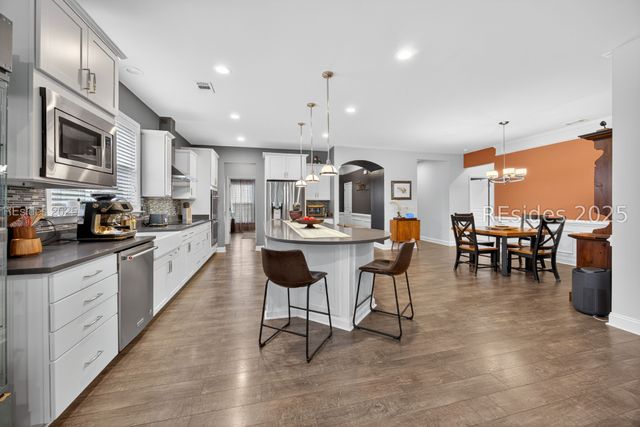 2 Bainbridge Way, Bluffton, SC 29910