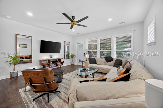 2 Bainbridge Way, Bluffton, SC 29910