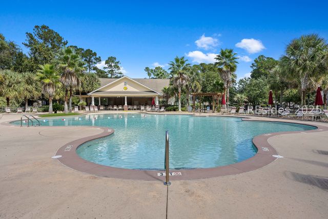 2 Bainbridge Way, Bluffton, SC 29910