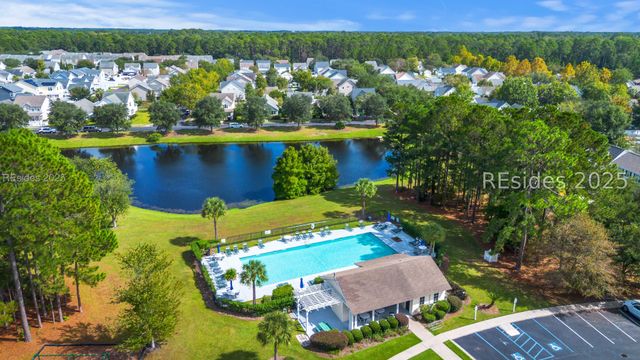 2 Bainbridge Way, Bluffton, SC 29910