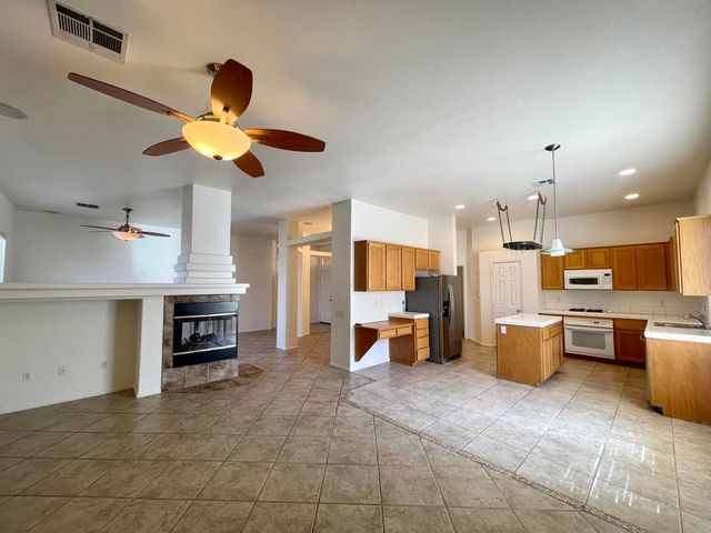 1120 E ViA San Dimas Road, Palm Springs, CA 92262