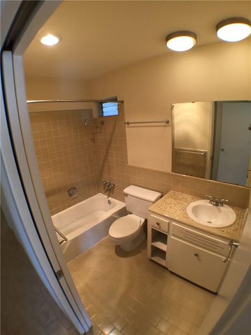 2800 Cole ST 201C, Austin, TX 78705
