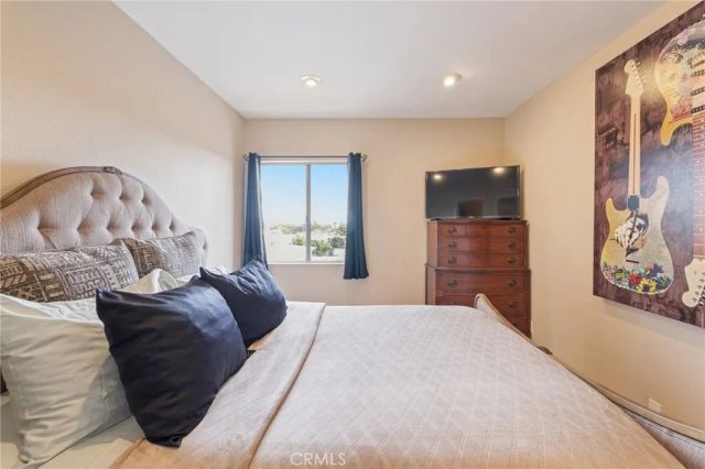 460 Golden Avenue 434, Long Beach, CA 90802