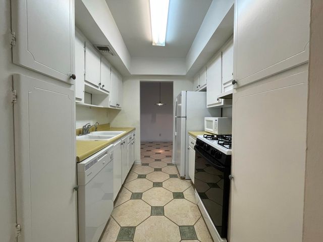 1601 S Flagler Drive 303-o, West Palm Beach, FL 33401