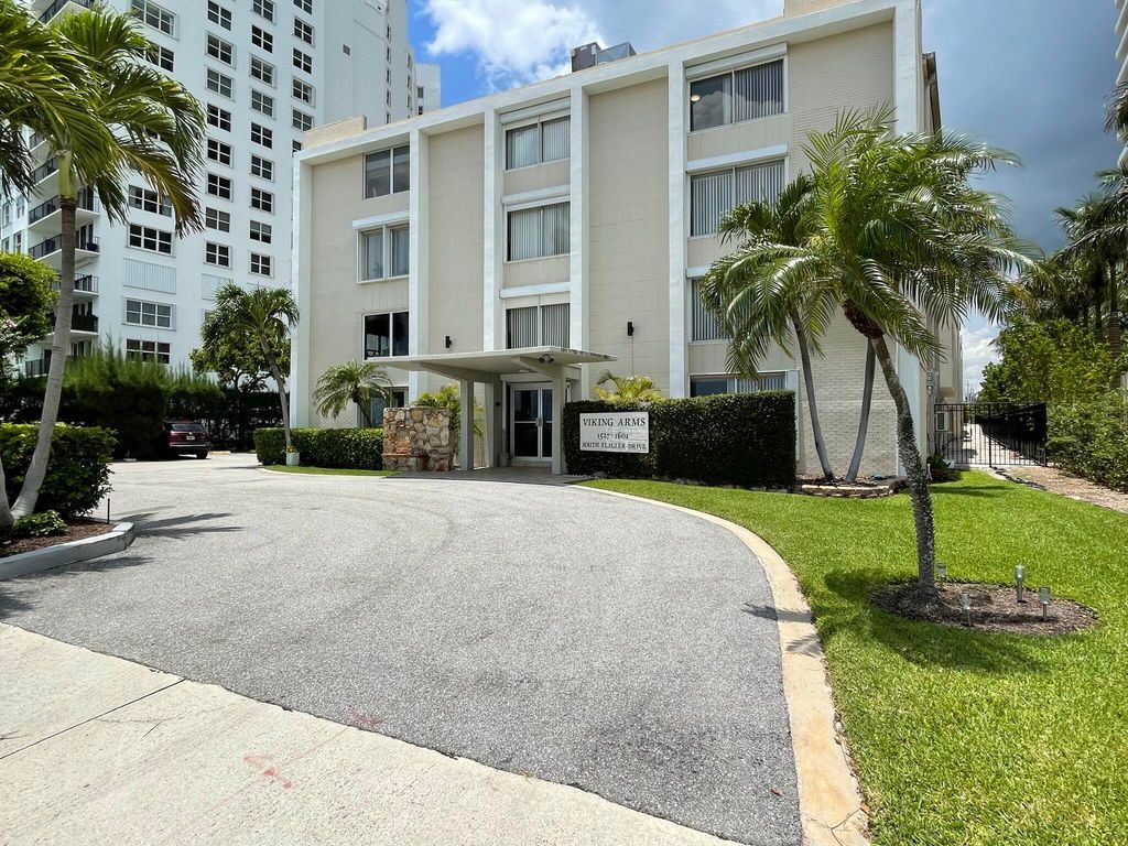 1601 S Flagler Drive 303-o, West Palm Beach, FL 33401