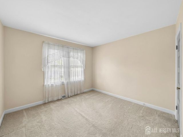 100 Grove Avenue, Woodbridge Proper, NJ 07095