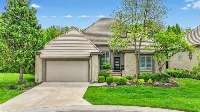 5307 W 124th Court, Leawood, KS 66209