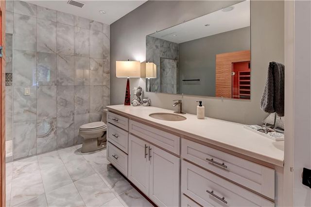 5307 W 124th Court, Leawood, KS 66209