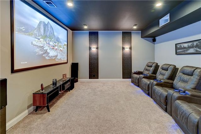 5307 W 124th Court, Leawood, KS 66209