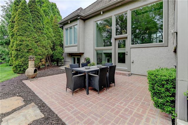 5307 W 124th Court, Leawood, KS 66209