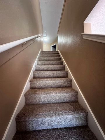 512 Magdalen Avenue, Fort Worth, TX 76036