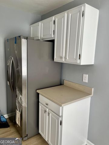10 E huntington place drive Drive, Sandy Springs, GA 30350