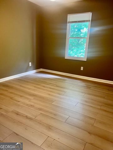 10 E huntington place drive Drive, Sandy Springs, GA 30350
