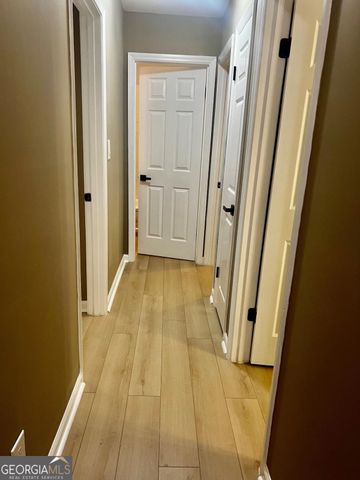10 E huntington place drive Drive, Sandy Springs, GA 30350