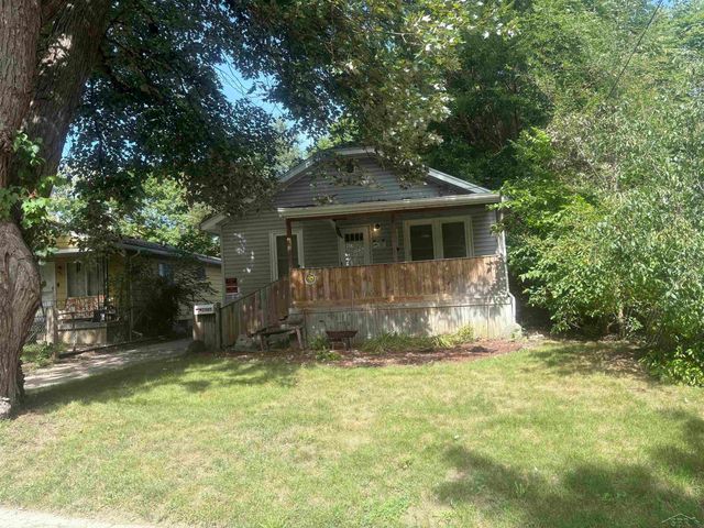 2505 Woodrow Avenue, Flint, MI 48506