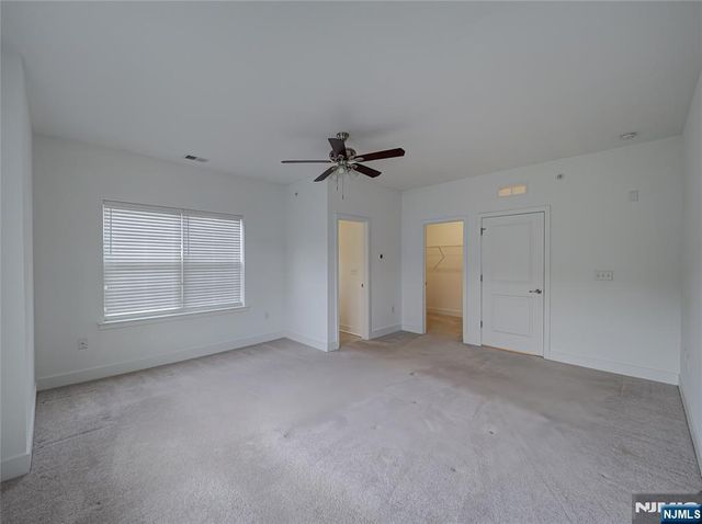 63 Veterans Way 426, Morris Plains Borough, NJ 07950