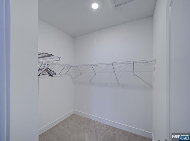 63 Veterans Way 426, Morris Plains Borough, NJ 07950