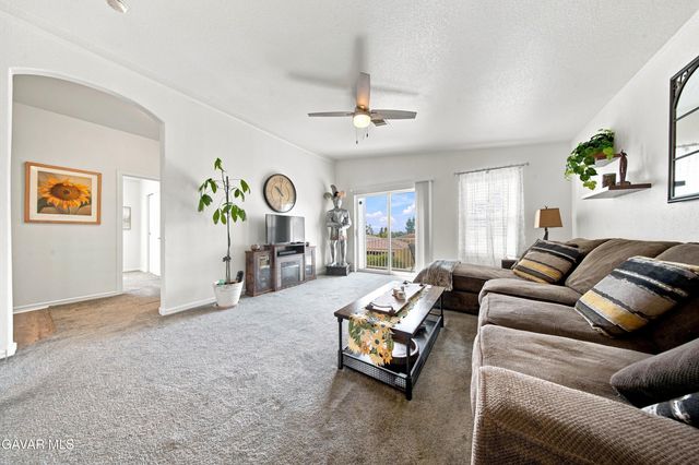 2416 Sunset Ridge Drive, Rosamond, CA 93560